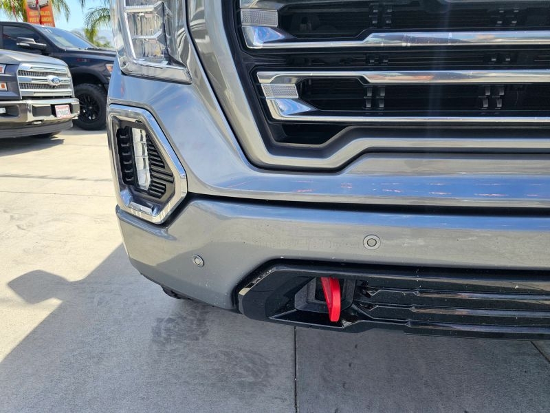 2020 GMC Sierra 1500 Crew Cab AT4 Pickup 4D 5 3/4 ft