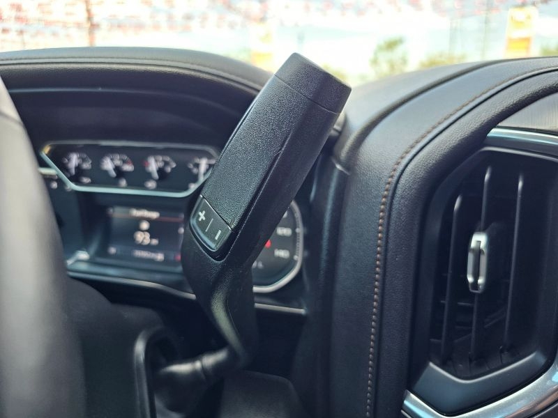 2020 GMC Sierra 1500 Crew Cab AT4 Pickup 4D 5 3/4 ft