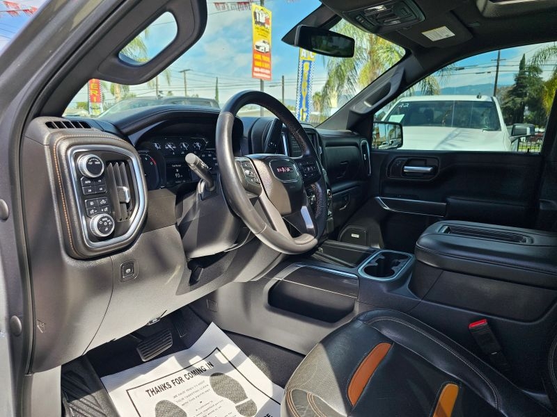 2020 GMC Sierra 1500 Crew Cab AT4 Pickup 4D 5 3/4 ft