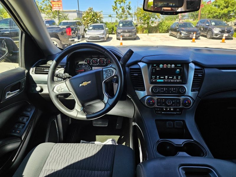 2016 Chevrolet Suburban LS Sport Utility 4D