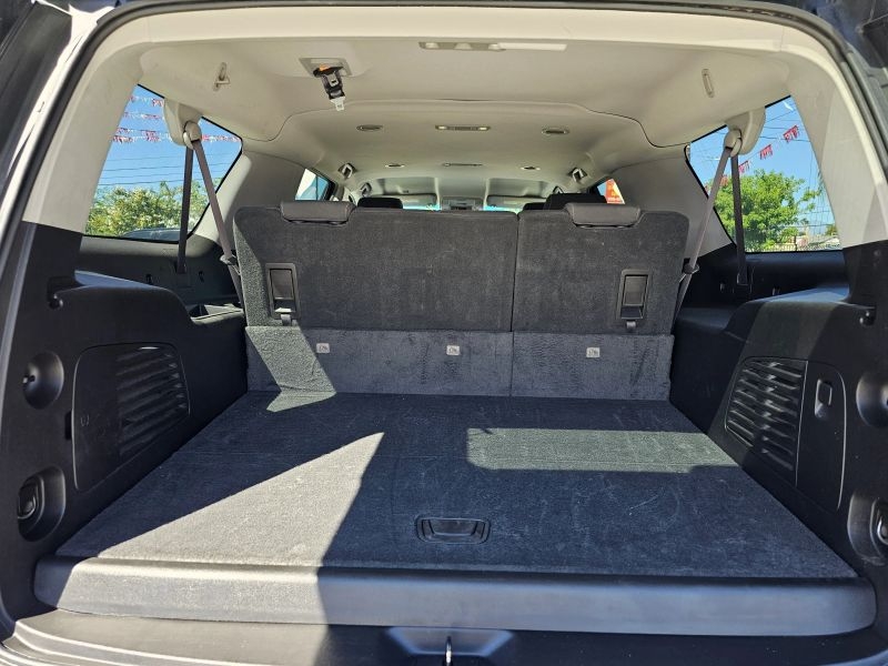 2016 Chevrolet Suburban LS Sport Utility 4D