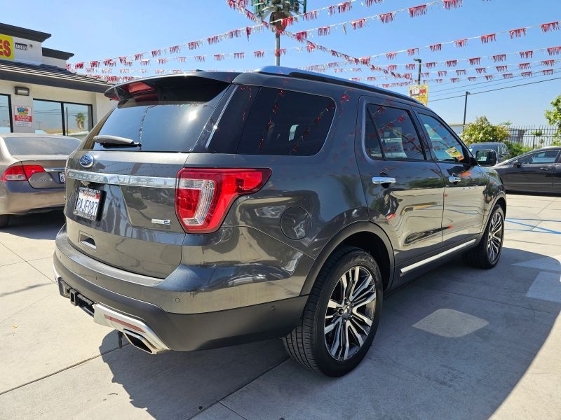 2017 Ford Explorer Platinum Sport Utility 4D
