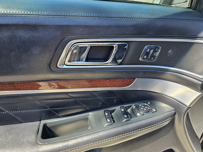 2017 Ford Explorer Platinum Sport Utility 4D