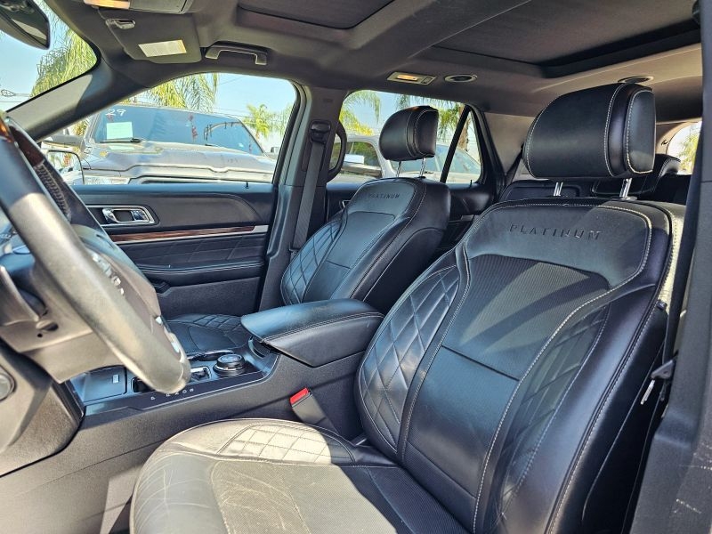 2017 Ford Explorer Platinum Sport Utility 4D