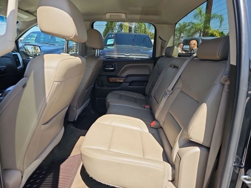2016 GMC Sierra 1500 Crew Cab SLT Pickup 4D 5 3/4 ft