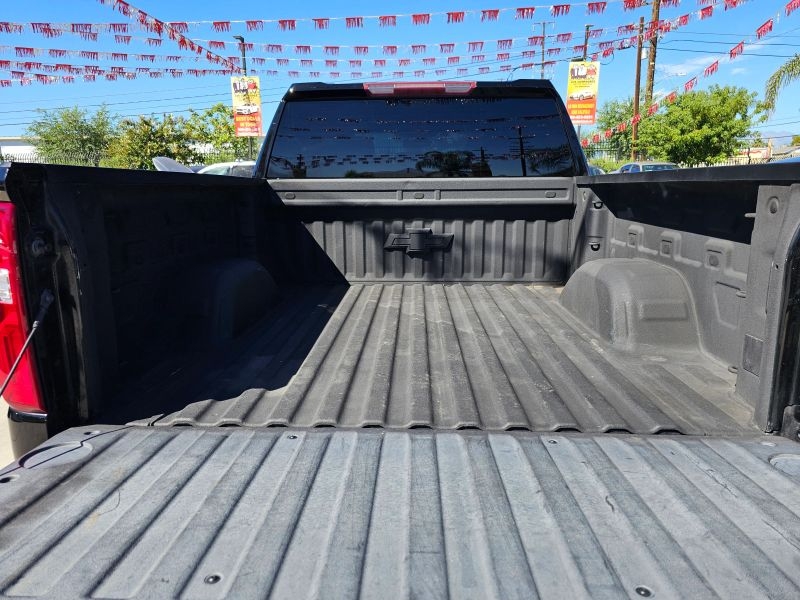 2021 Chevrolet Silverado 1500 Crew Cab RST Pickup 4D 5 3/4 Ft