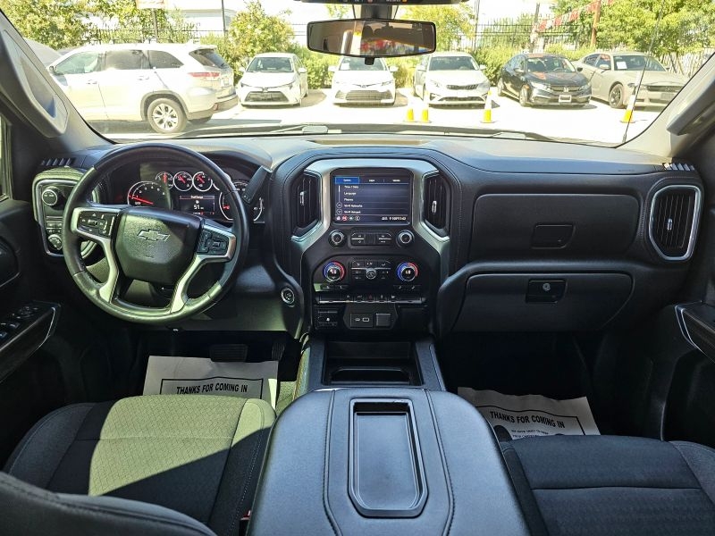 2021 Chevrolet Silverado 1500 Crew Cab RST Pickup 4D 5 3/4 Ft
