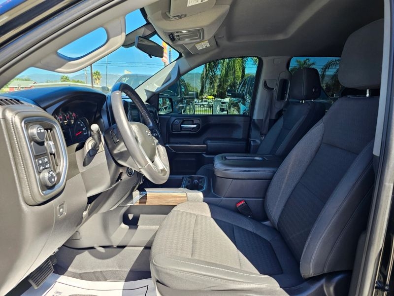 2021 Chevrolet Silverado 1500 Crew Cab RST Pickup 4D 5 3/4 Ft