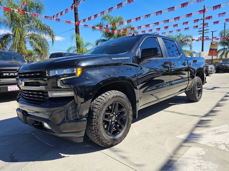 2021 Chevrolet Silverado 1500 Crew Cab RST Pickup 4D 5 3/4 Ft