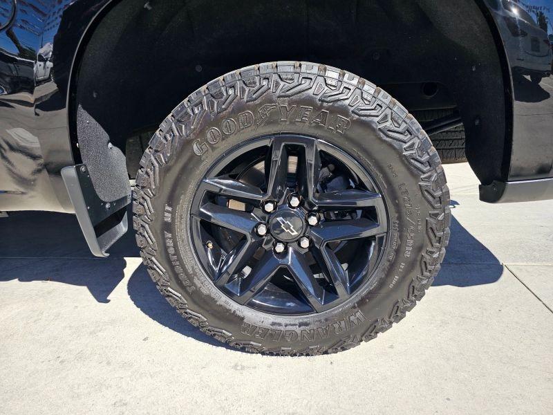 2021 Chevrolet Silverado 1500 Crew Cab RST Pickup 4D 5 3/4 Ft