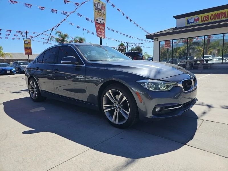 2017 BMW 3 Series 330i Sedan 4D