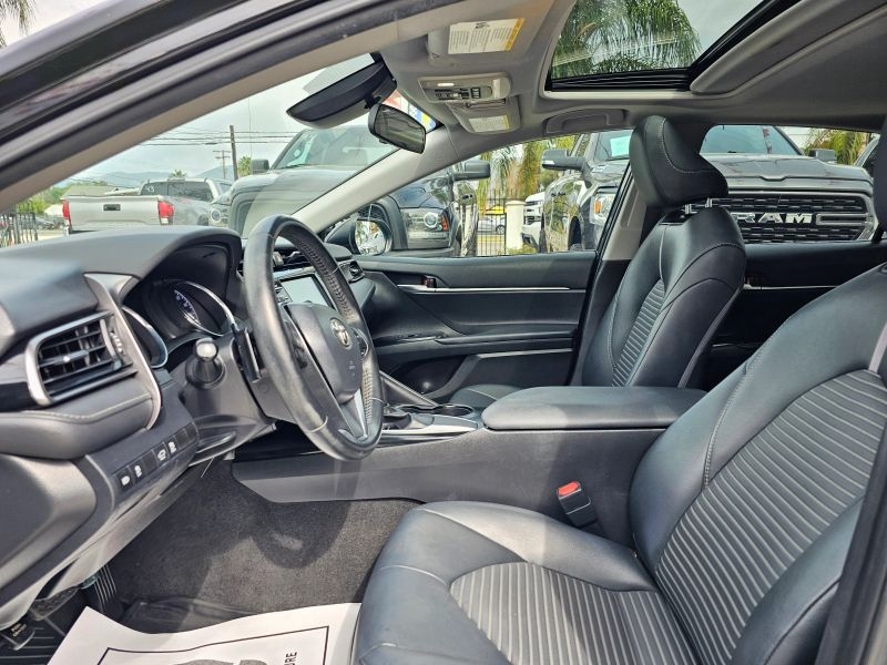 2019 Toyota Camry SE Sedan 4D
