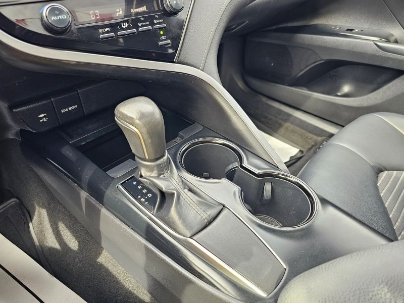 2019 Toyota Camry SE Sedan 4D