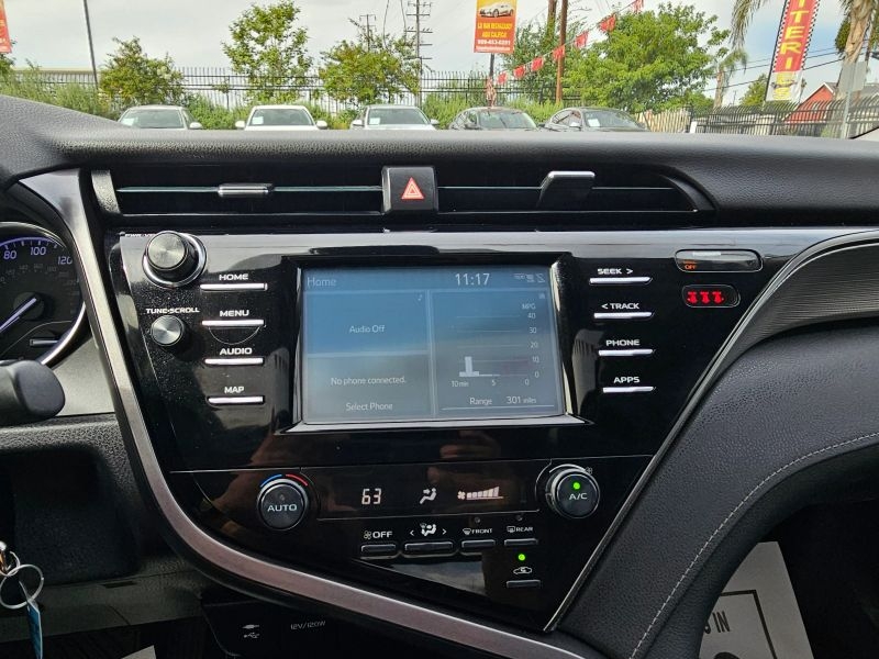 2019 Toyota Camry SE Sedan 4D