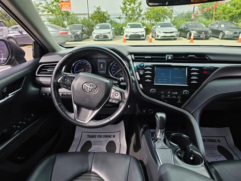 2019 Toyota Camry SE Sedan 4D