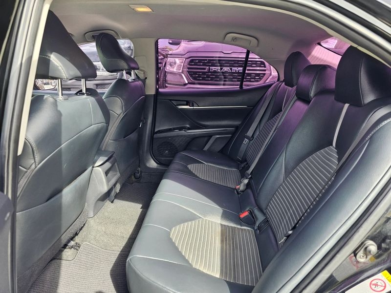 2019 Toyota Camry SE Sedan 4D