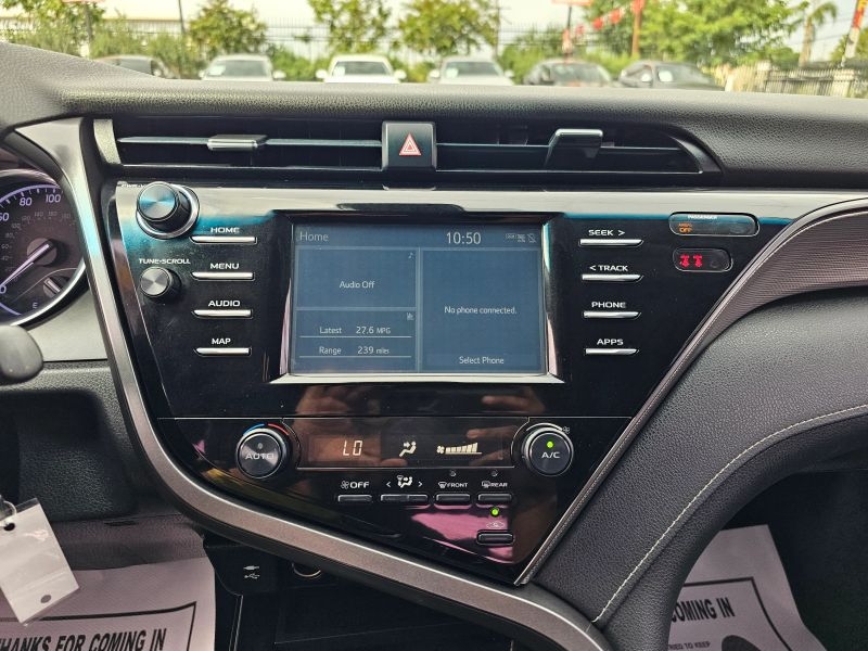 2019 Toyota Camry SE Sedan 4D