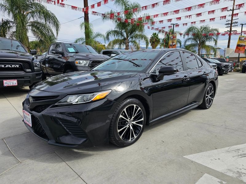 2019 Toyota Camry SE Sedan 4D