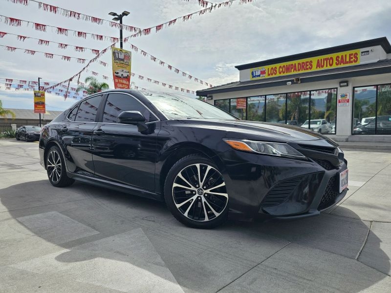 2019 Toyota Camry SE Sedan 4D