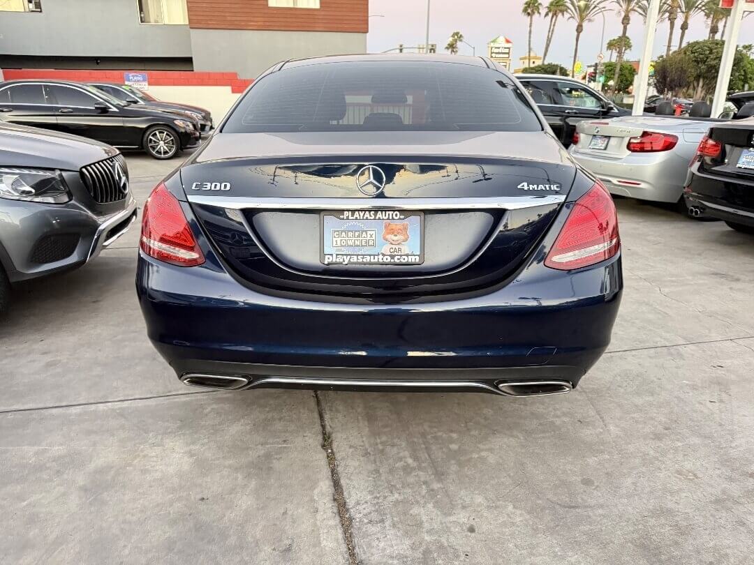 2017 Mercedes-Benz C-Class Rear Camera ///  Navigation  ///    CARPLAY!!!