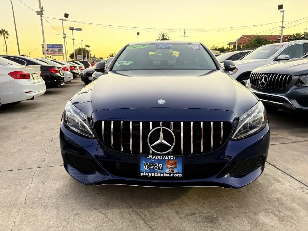 2017 Mercedes-Benz C-Class Rear Camera ///  Navigation  ///    CARPLAY!!!