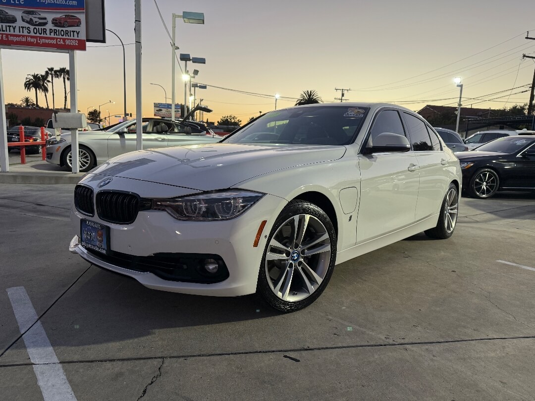 2017 BMW 3 Series 330e IPerformance