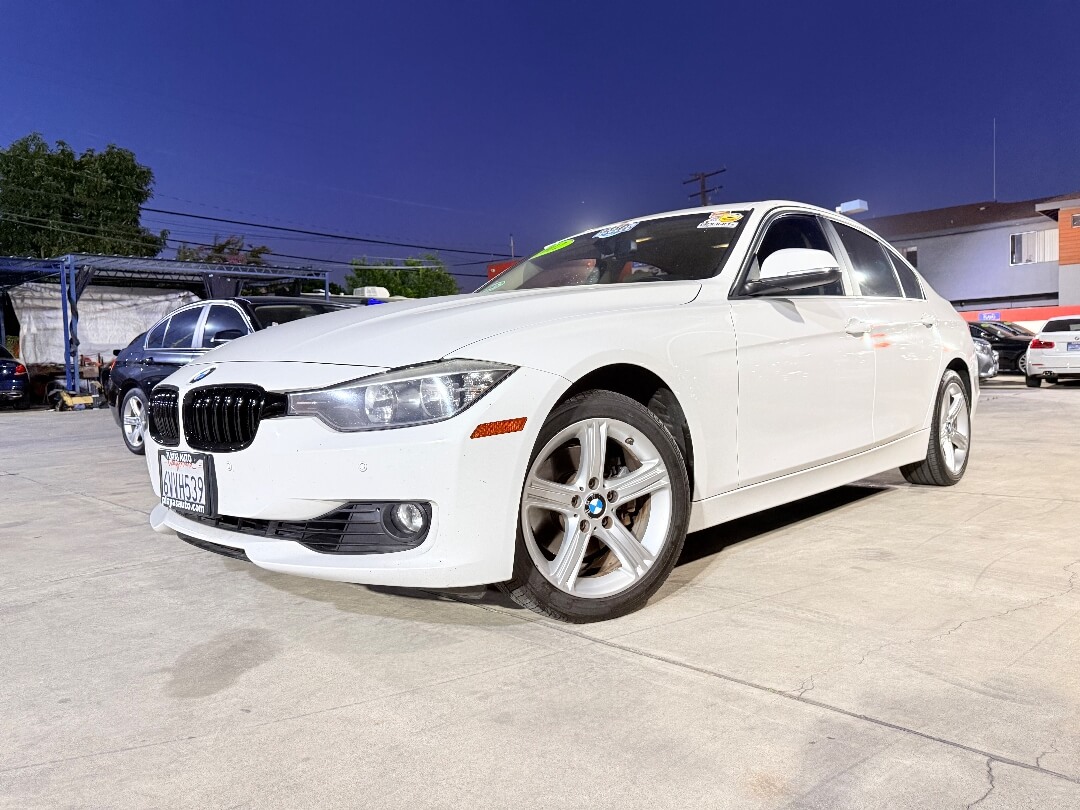 2012 BMW 3 Series 328i