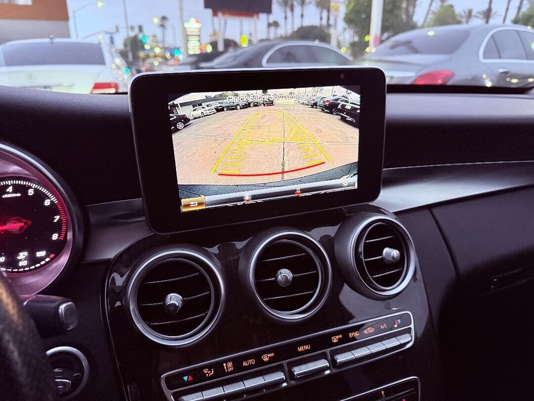 2017 Mercedes-Benz GLC GLC300 - Photo 8