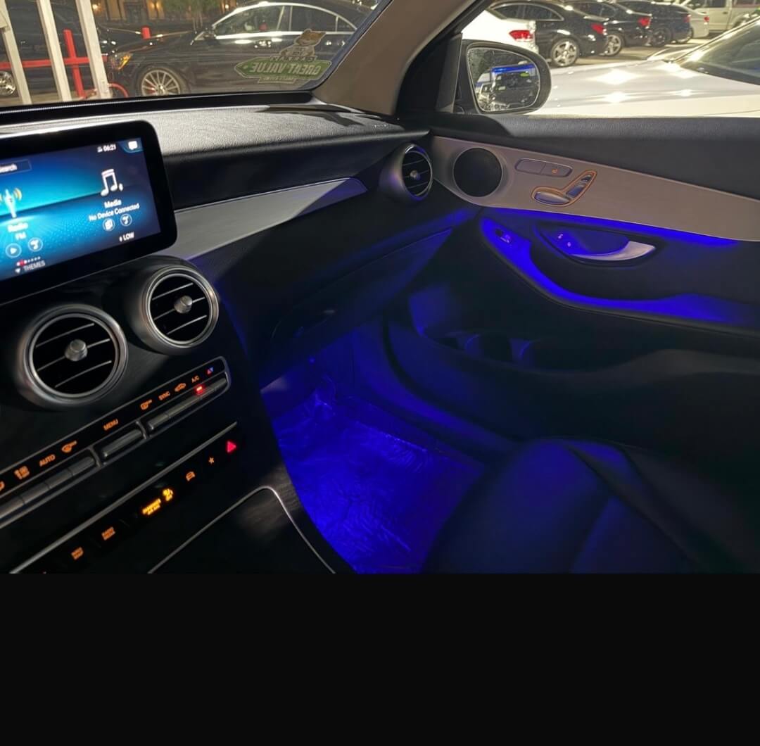 2022 Mercedes-Benz GLC GLC300 - Photo 13