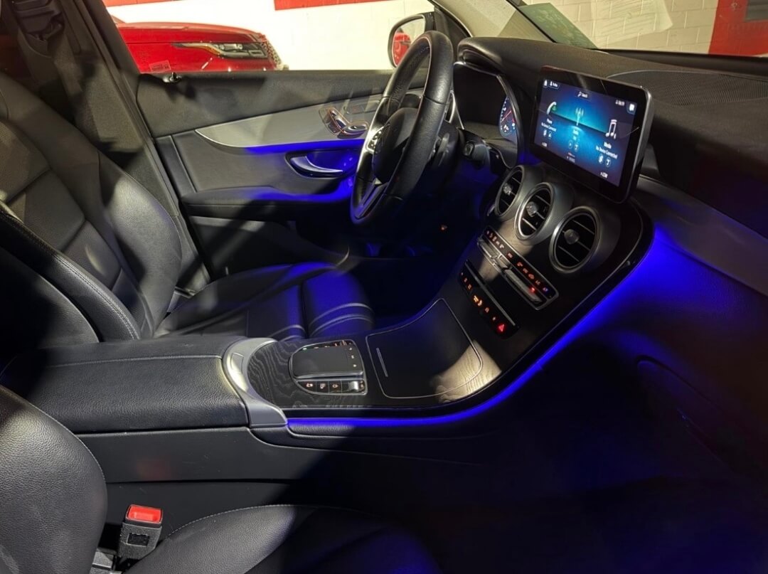 2022 Mercedes-Benz GLC GLC300 - Photo 11