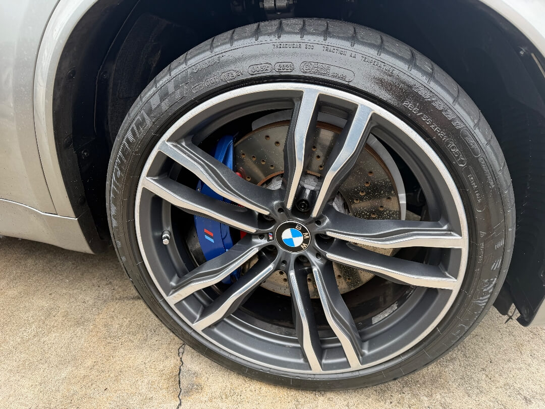 2016 BMW X5 M M5