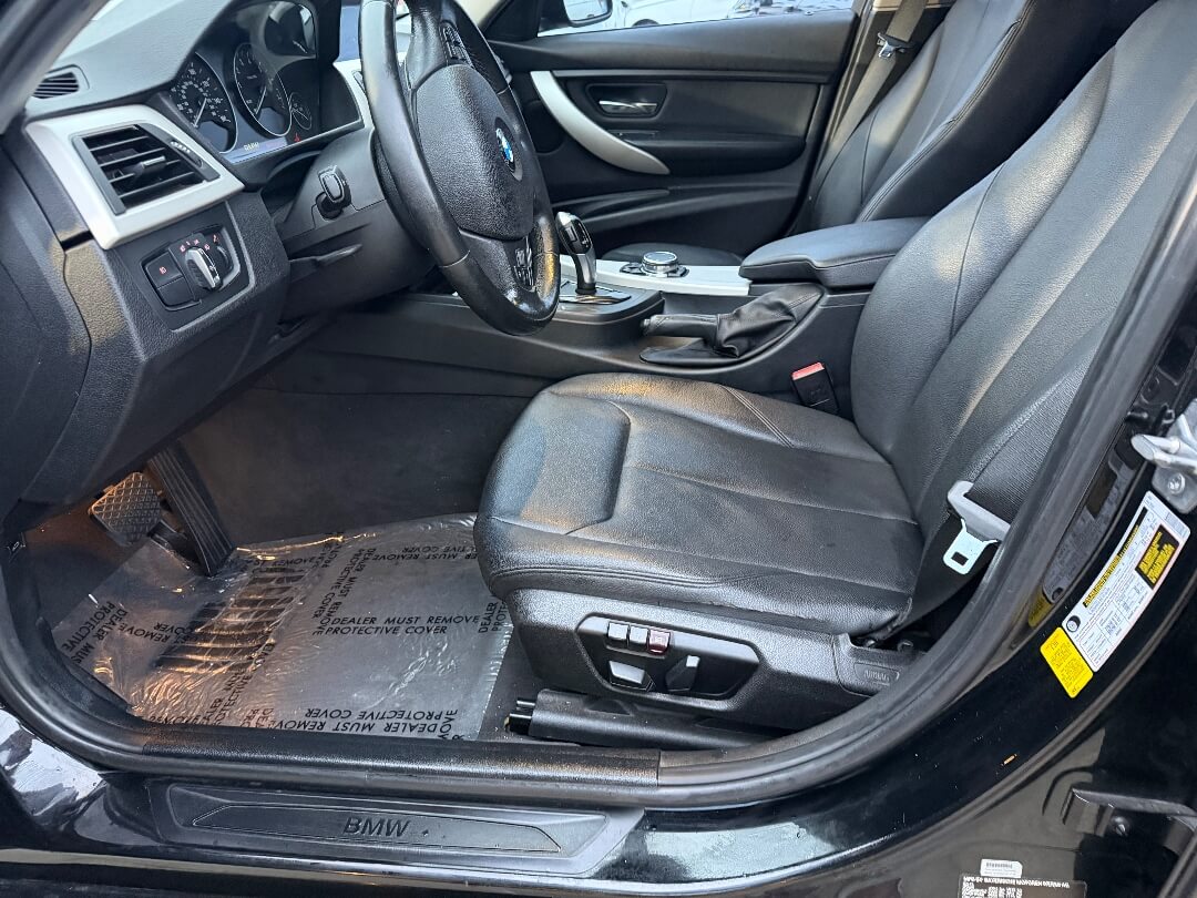 2015 BMW 3 Series 320i