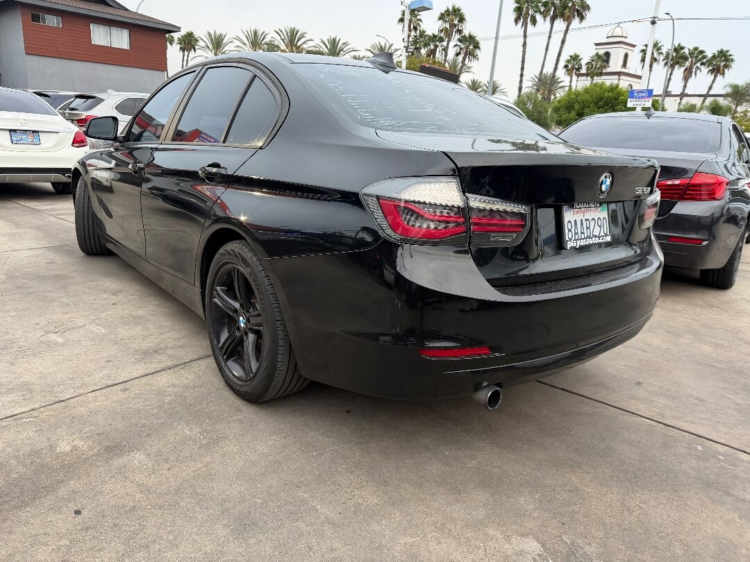 2015 BMW 3 Series 320i