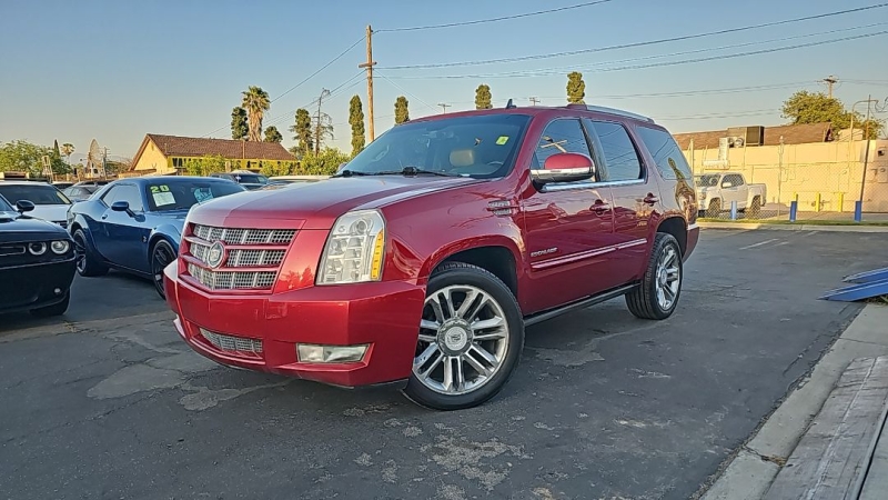 2013 Cadillac Escalade Premium