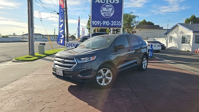 2018 Ford Edge SE's photo