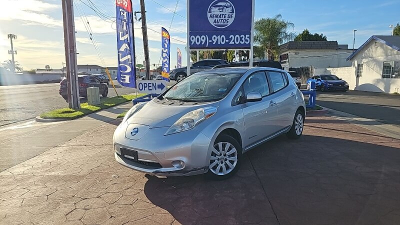 2015 Nissan LEAF S