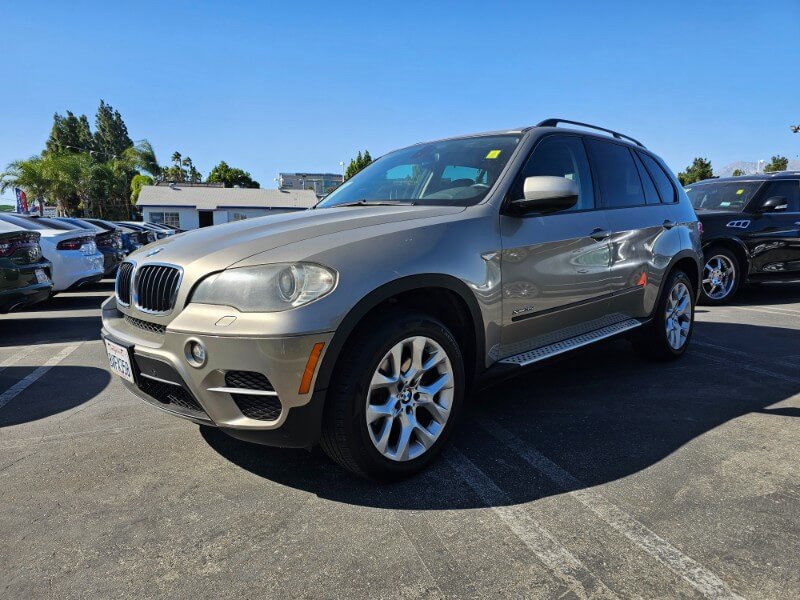 2011 BMW X5 xDrive35i Premium's photo