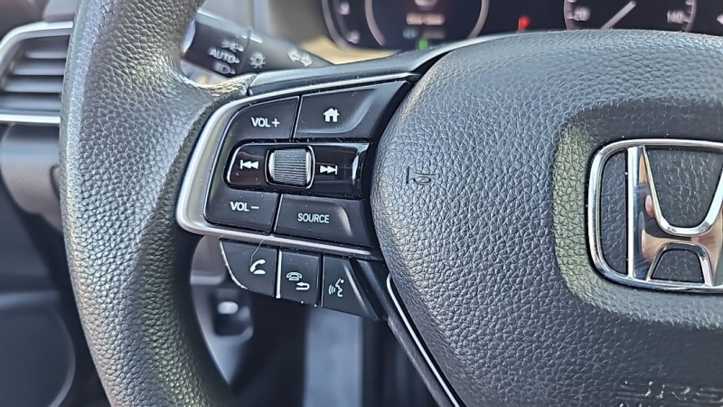 2019 Honda Accord LX - Photo 13