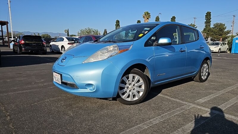 2015 Nissan LEAF S