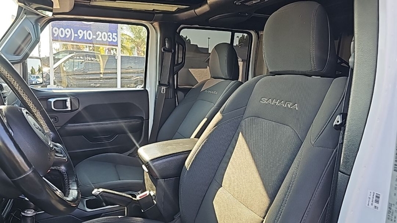 2020 Jeep Wrangler Unlimited Sahara - Photo 16