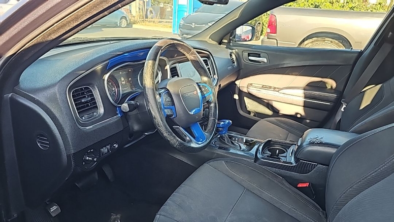 2016 Dodge Charger SXT - Photo 8