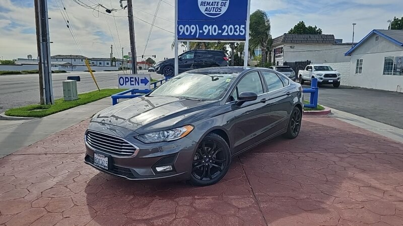 2019 Ford Fusion SE FWD's photo