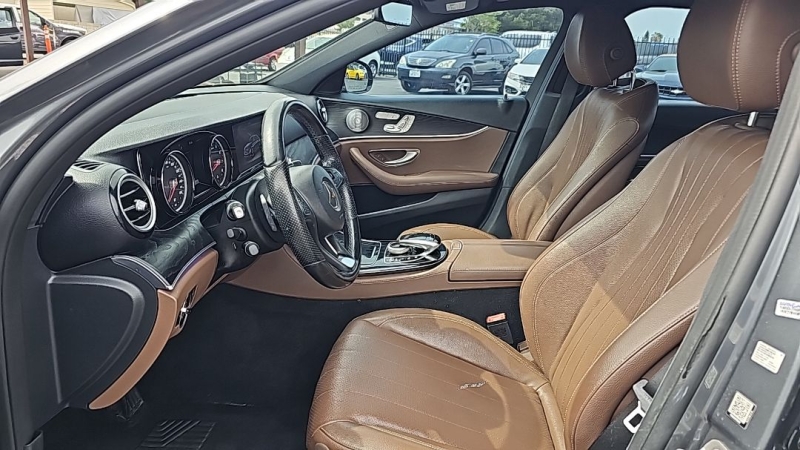 2017 Mercedes-Benz E-Class E300 - Photo 10