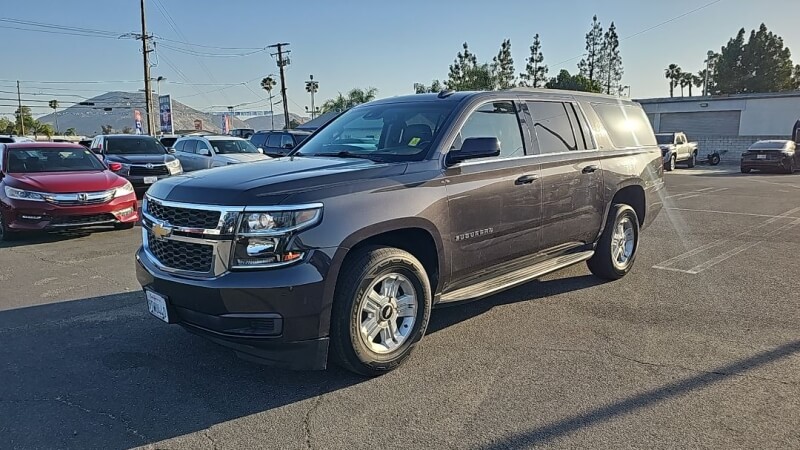2017 Chevrolet Suburban 2WD 1500 LT's photo
