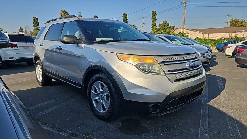 2014 Ford Explorer Base's photo