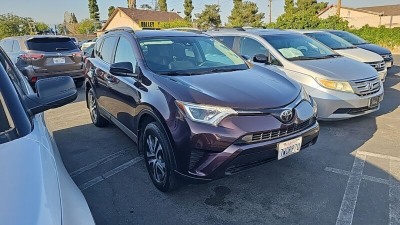 2017 Toyota RAV4's photo