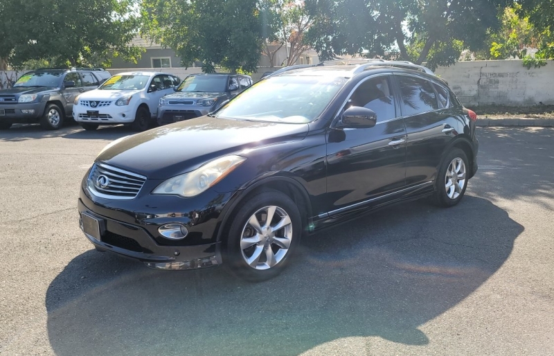 2008 Infiniti EX35 Journey photo 2