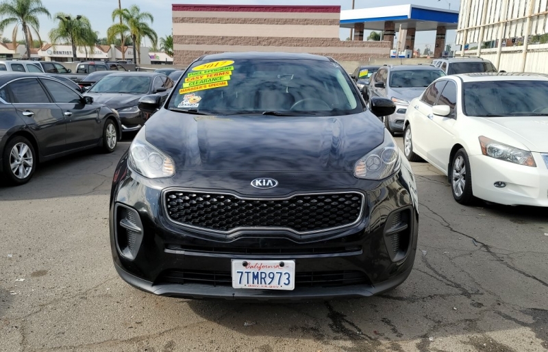 2017 Kia Sportage LX photo 3