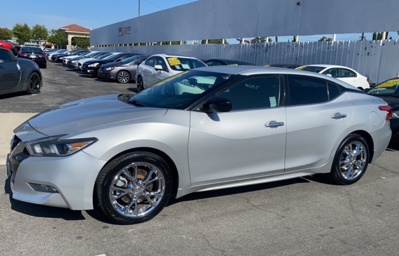 2016 Nissan Maxima SL photo 4