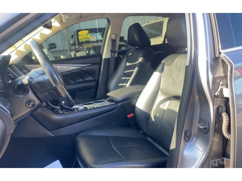 2016 INFINITI Q50 Premium - Photo 24